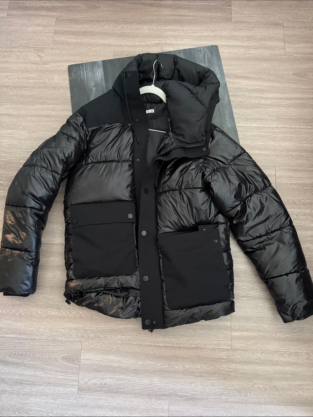 Zara Black Men's Contrast-Texture Puffer Jacket